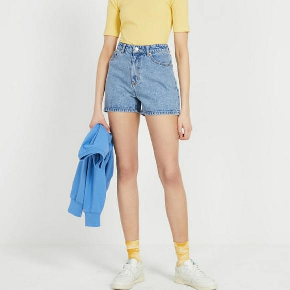 Banana Republic Pants - Banana Republic vintage denim shorts